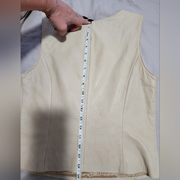 Vintage leather top/vest - Picture 12 of 12